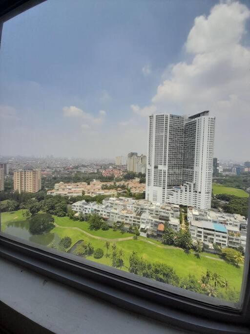 The Mansion Kemayoran, Lovely 3 Bed Apartment. Apartment *